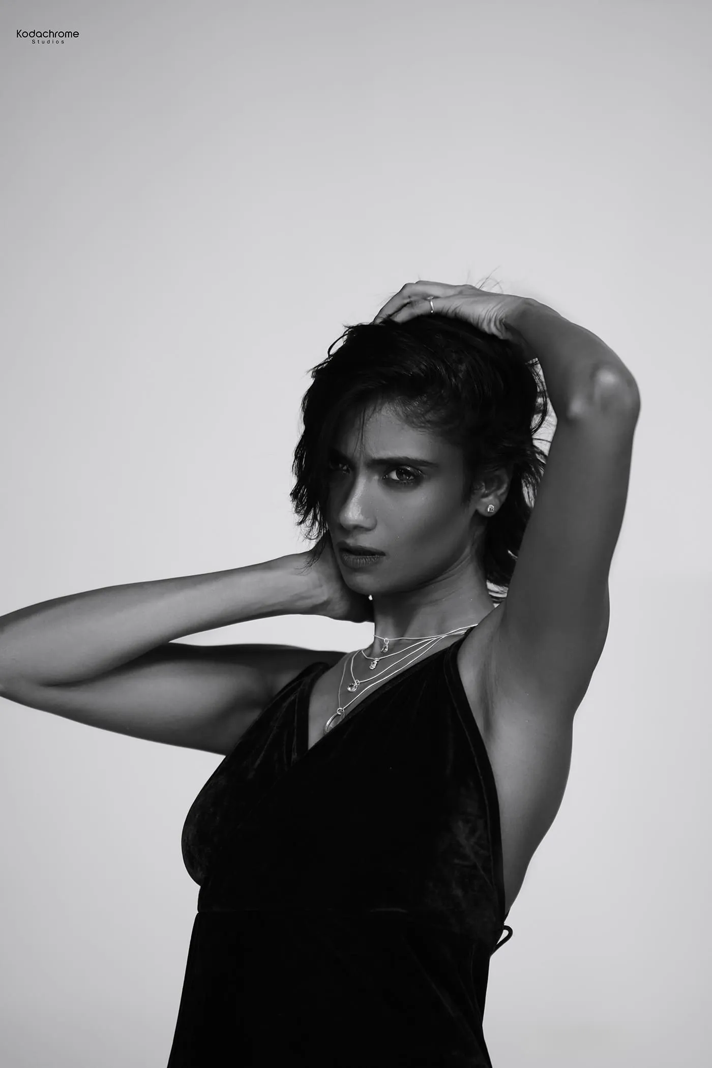 Jewellery editorial - frame 1